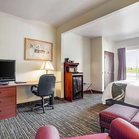 Quality Inn Parsons North